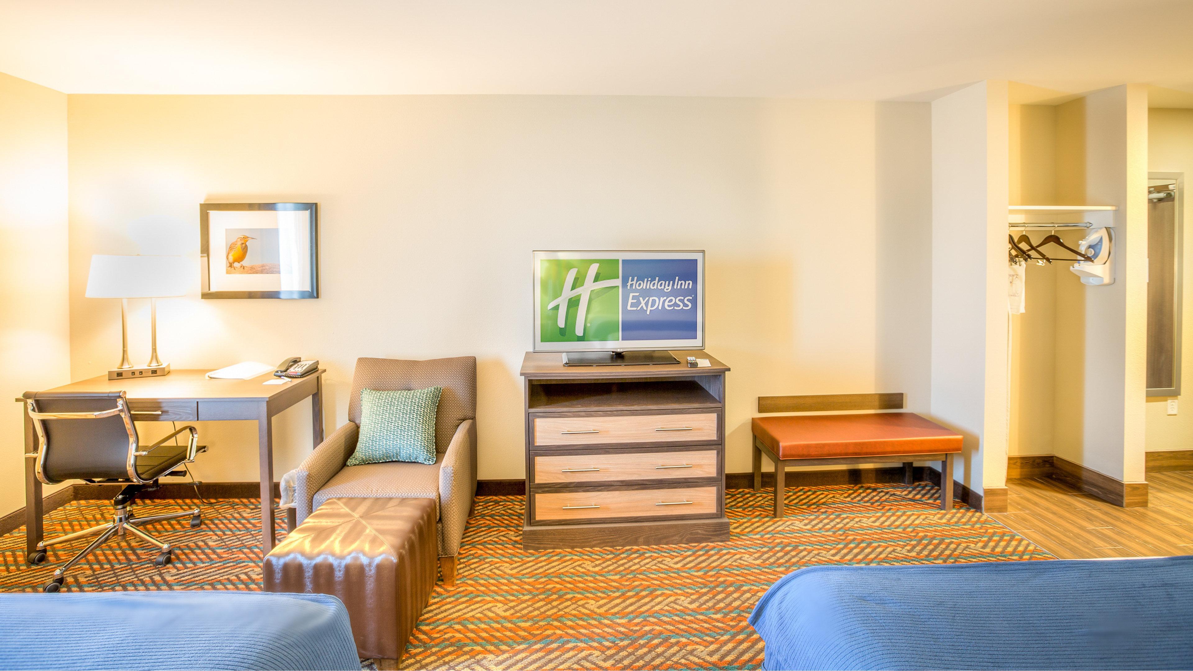 Holiday Inn Express Wichita South By Ihg Bagian luar foto