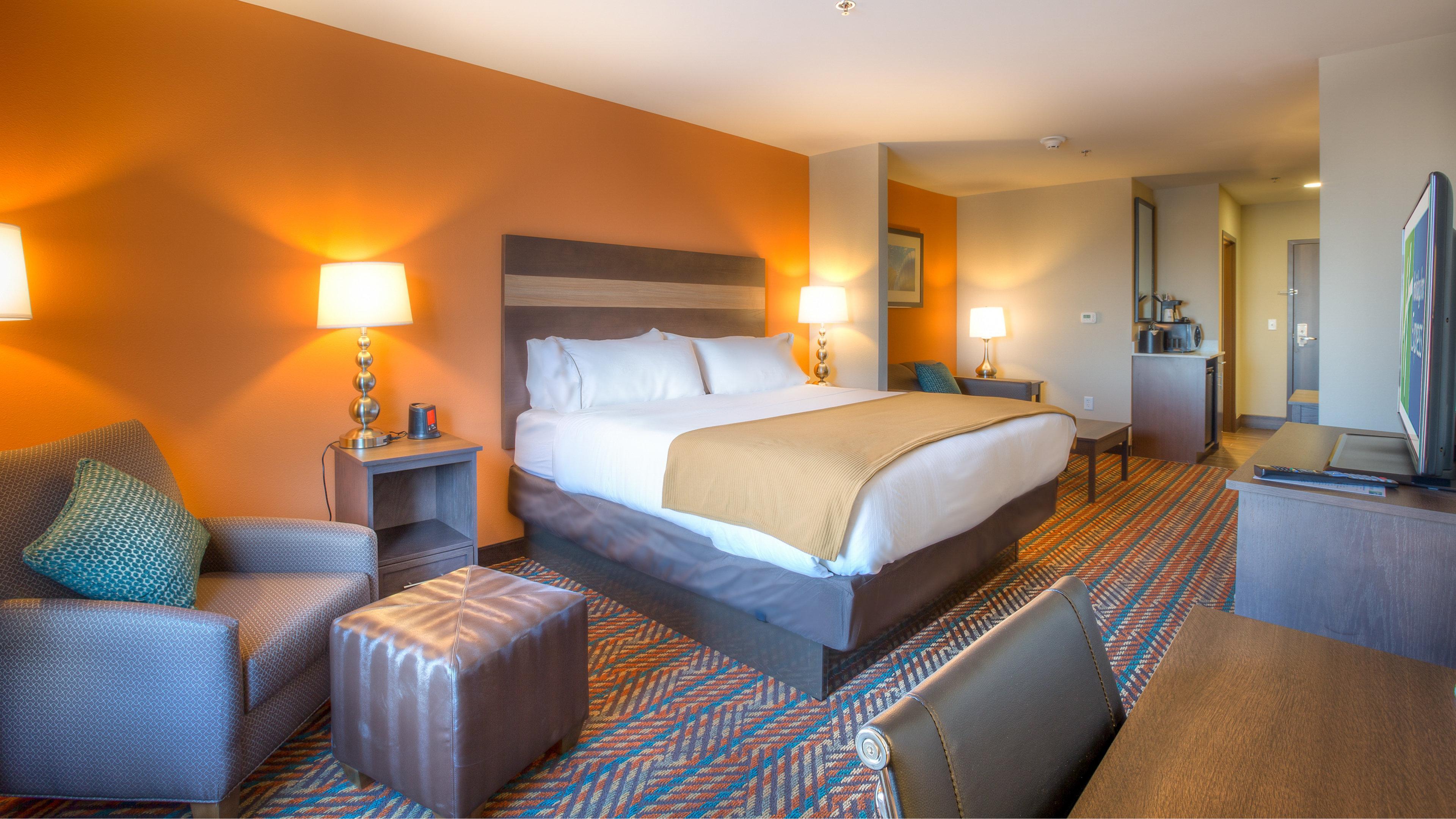 Holiday Inn Express Wichita South By Ihg Bagian luar foto