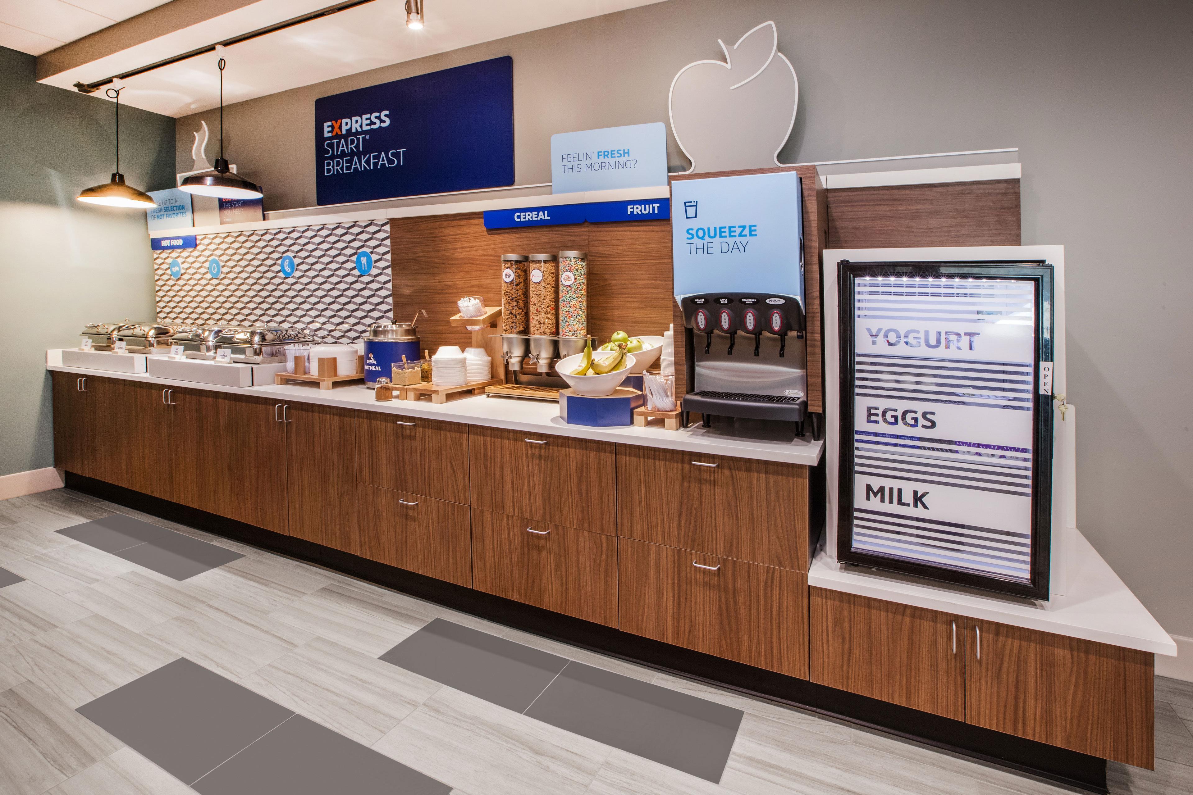 Holiday Inn Express Wichita South By Ihg Bagian luar foto