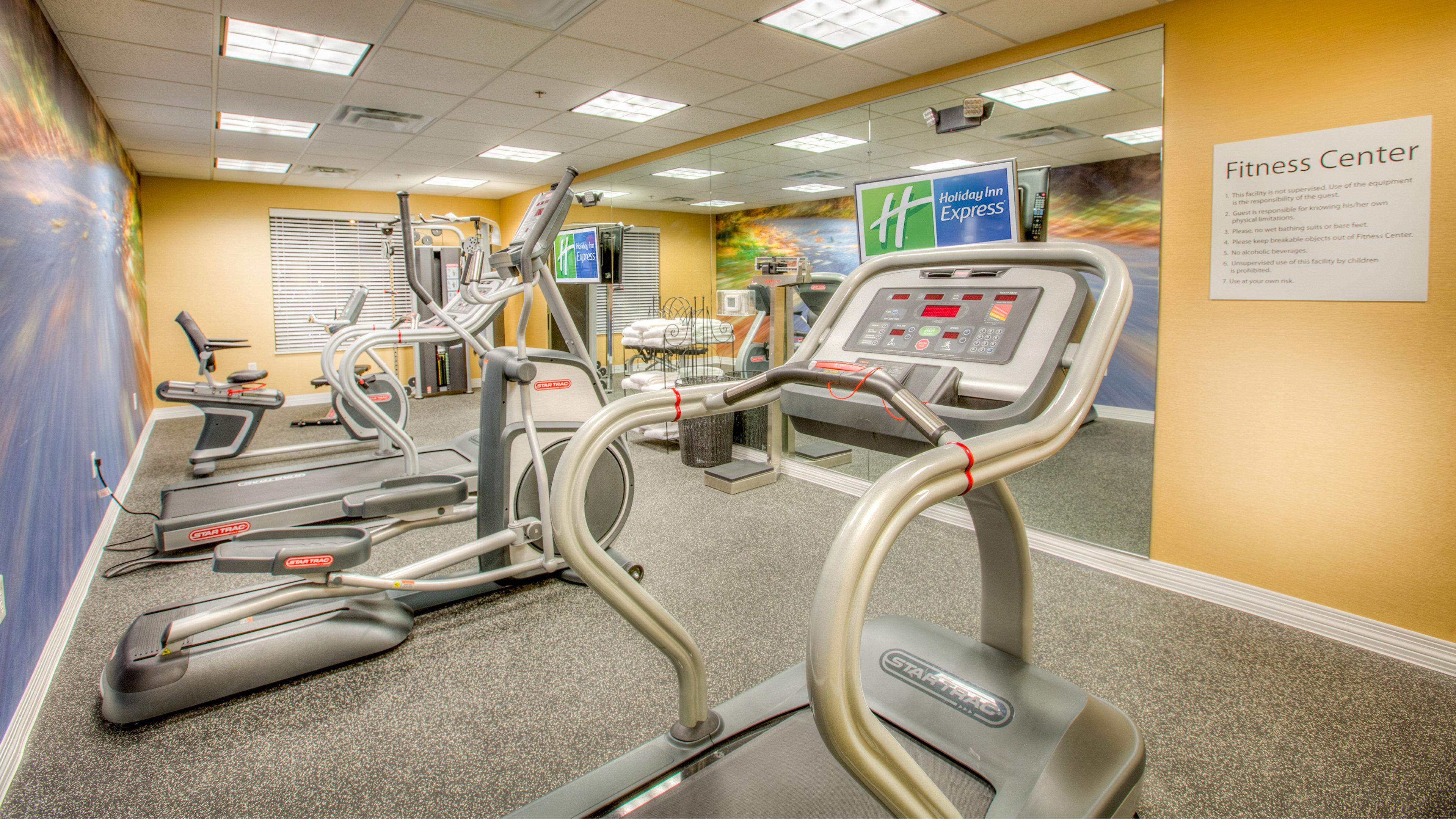 Holiday Inn Express Wichita South By Ihg Bagian luar foto