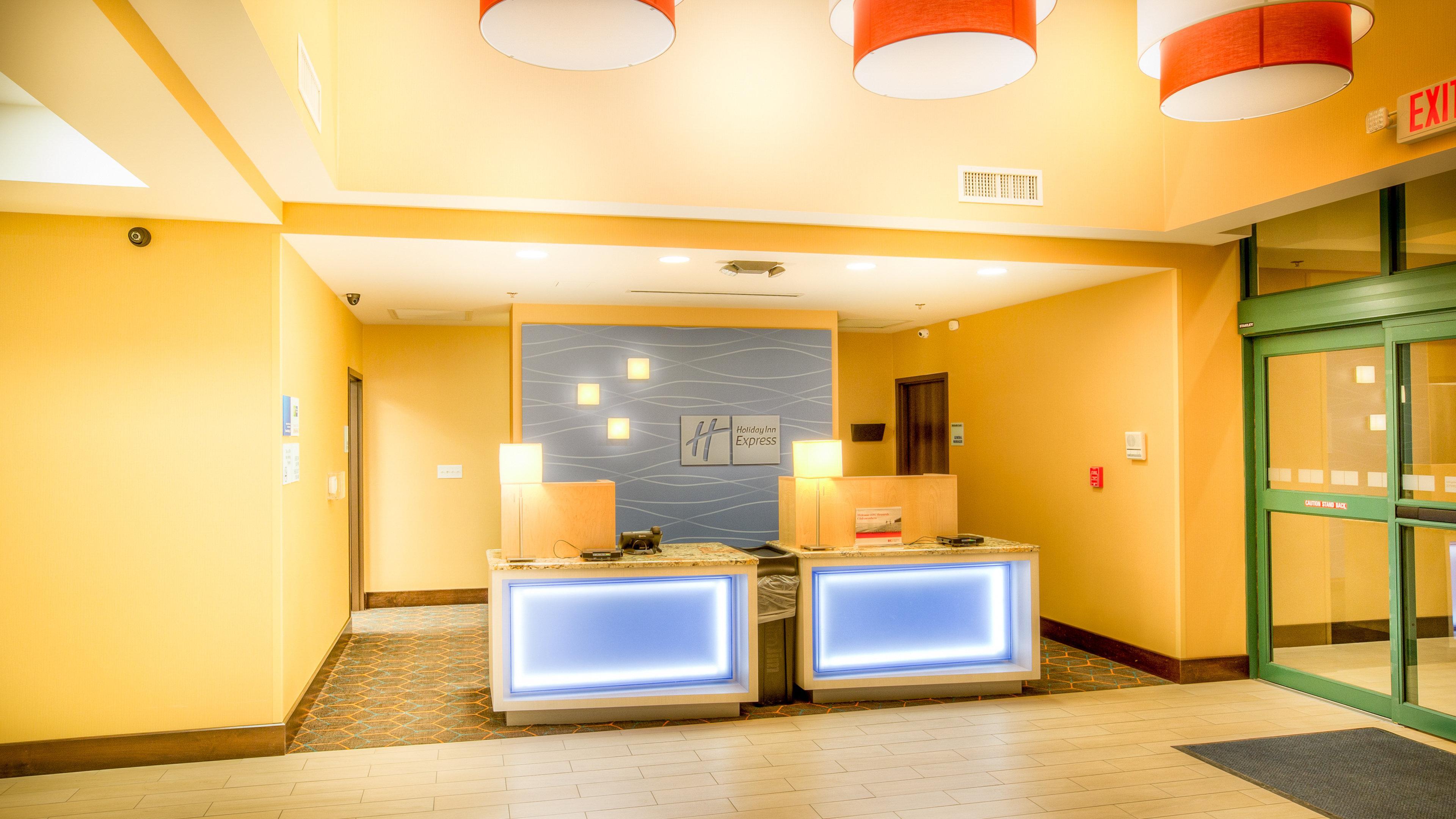 Holiday Inn Express Wichita South By Ihg Bagian luar foto
